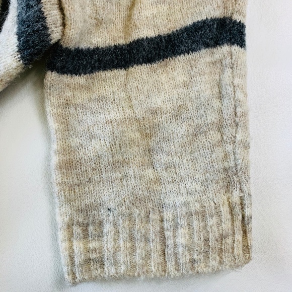 🌷MSSP Striped Light Weight Sweater - Picture 4 of 6